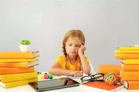 厭學(xué)癥的輔導(dǎo)方法，有什么方法改善？