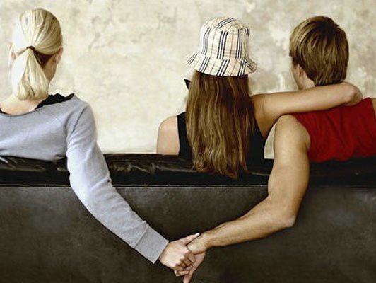 出軌的丈夫：他的內(nèi)心戲和后果