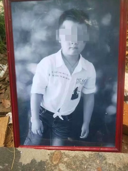 圍觀9歲男孩被殺、一定要教會(huì)孩子這3種求助方式
