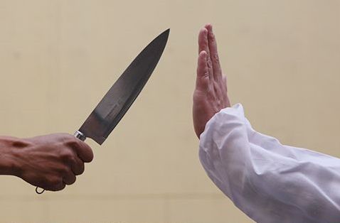 超負(fù)荷工作，面對(duì)死亡威脅！是什么支撐醫(yī)生們的靈魂