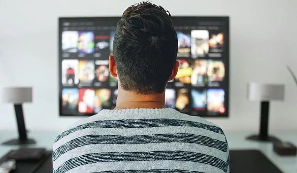 電視劇為什么一看就停不下來？關(guān)于沉迷追劇的心理探究