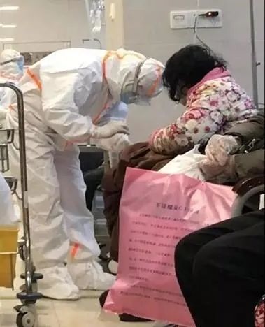 痛哭、失眠、崩潰：疫情過(guò)后，他們是最痛苦的人