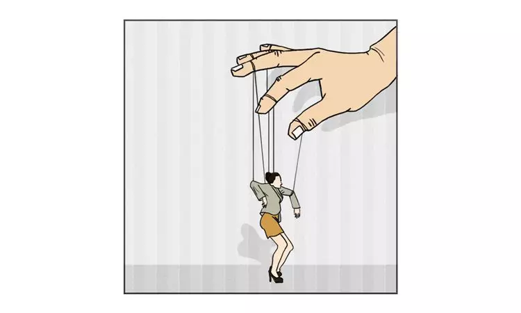 出差深夜被老板敲房門，如何正確應(yīng)對