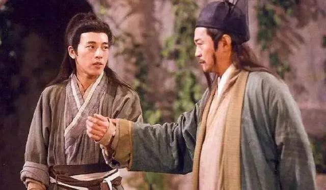 我以為我怎么也是個令狐沖，怎么就活成了岳不群