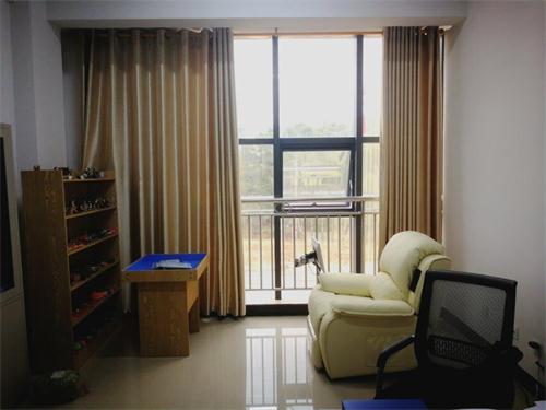 高中心理咨詢室配備的心理器材有哪些？