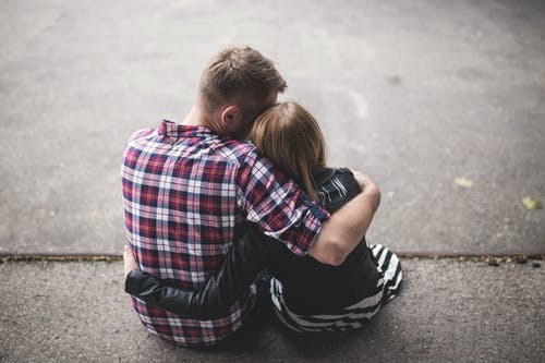 婚外情結(jié)束男人傷心嗎?男人回歸會不會想小三