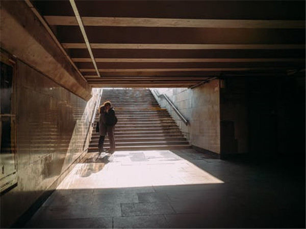 老公出軌了怎么挽回?怎么才能挽回出軌丈夫