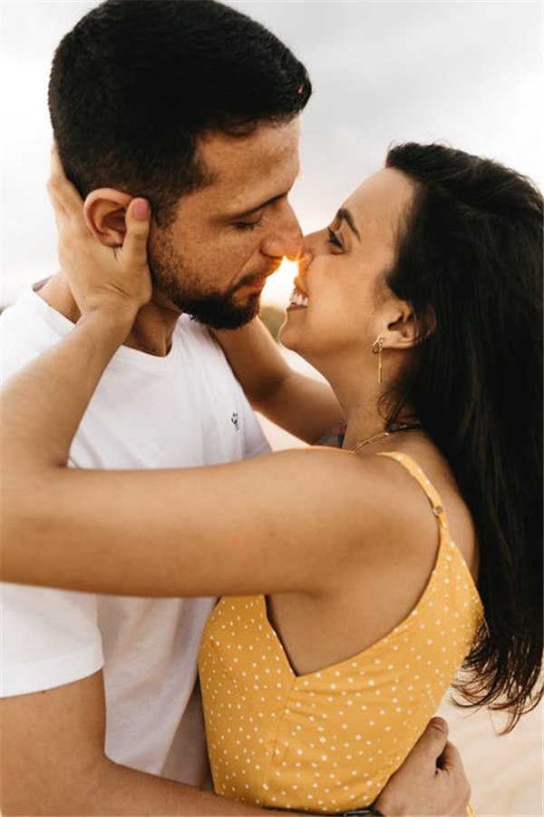 分手后超過三天不聯(lián)系-分手后誰先刪微信誰輸