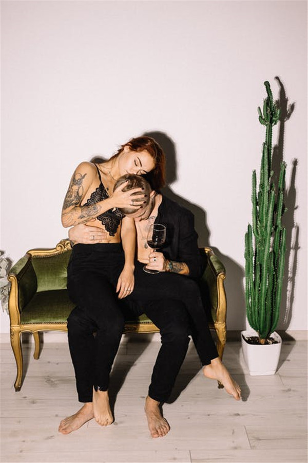 想挽回前男友說什么?挽回前男友的心理技巧