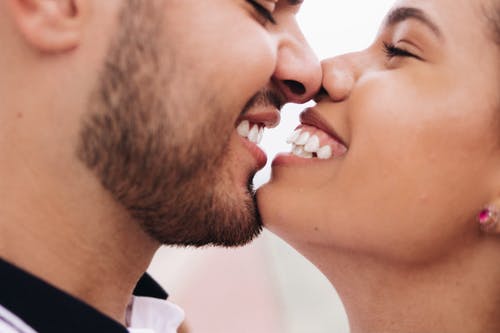 男生不喜歡你的9大表現(xiàn)-男生對(duì)你沒(méi)意思的暗示