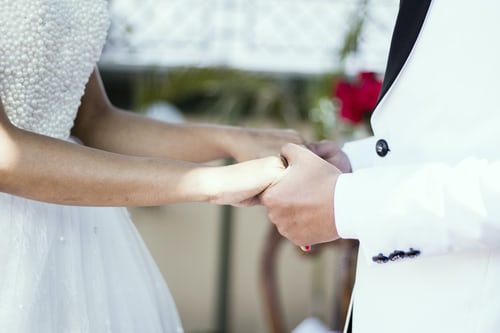 不跟婆婆來往誰損失大?有心機的婆婆幾大特點