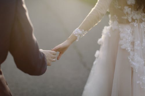 一吵架就說(shuō)離婚的心理-夫妻鬧離婚分居怎么挽回