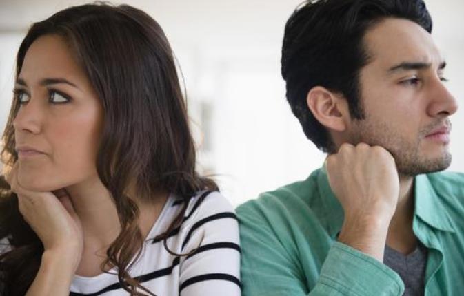 分手后到底該不該聯(lián)系