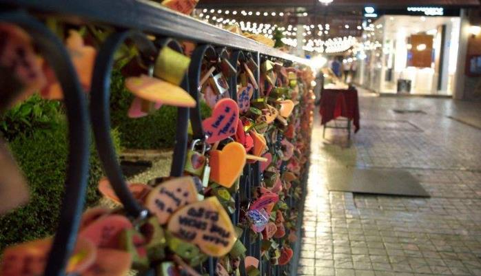 如何知道你是不是墜入了愛河 如何知道你是不是墜入了愛河