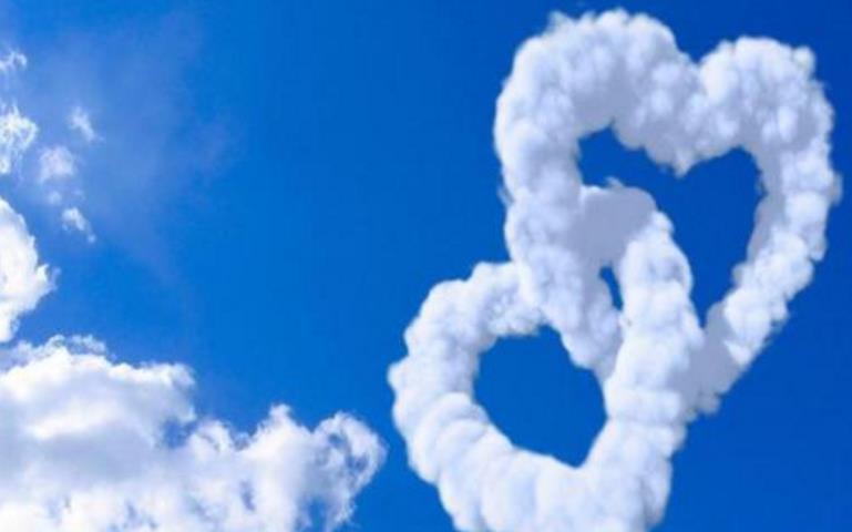 感情中誰(shuí)做第一個(gè)開(kāi)口的人