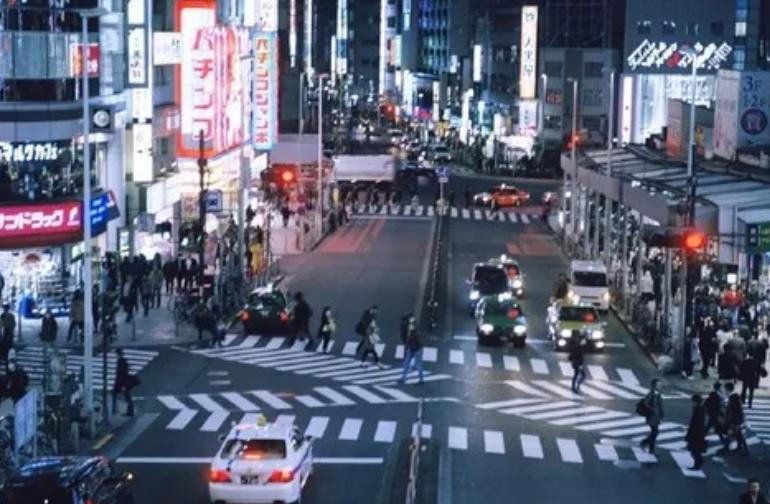 感同身受很難嗎？