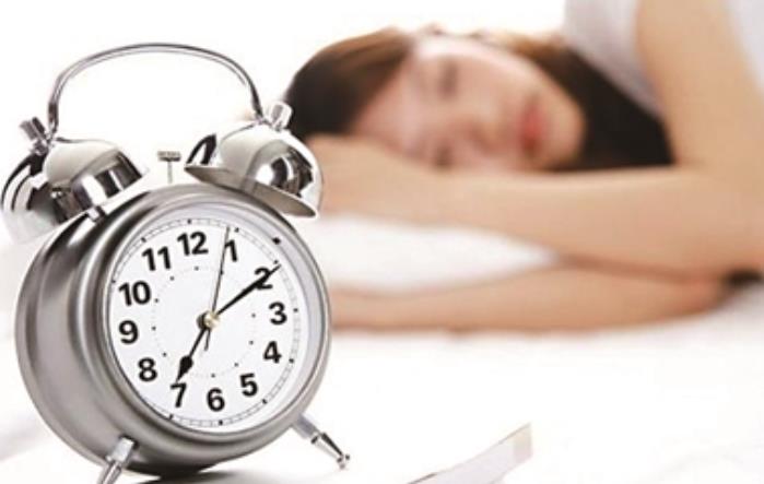 睡眠障礙會(huì)引起精神疾病的原因