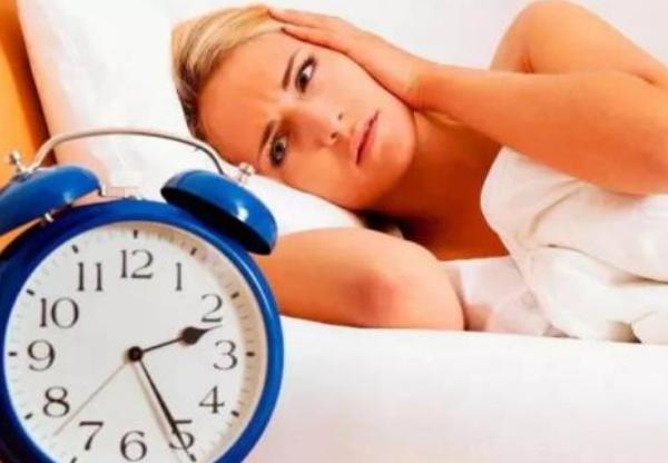 為什么總是早醒是什么原因造成的呢？