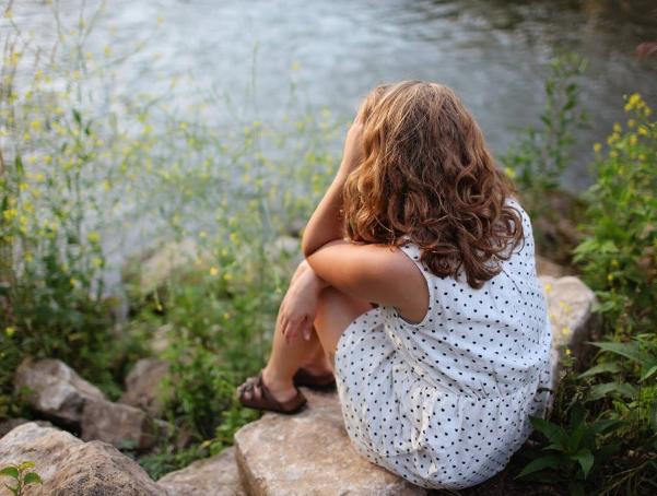 我們?cè)撊绾螌?duì)待焦慮情緒