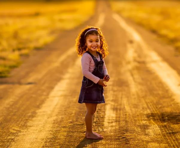 疫情之下，鄉(xiāng)村兒童心理健康須重視