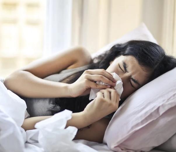 新型肺炎最開始的征兆是什么？