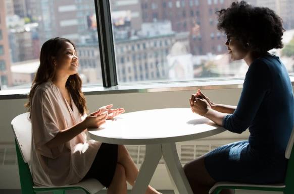 為什么有人總愛嚼舌根？