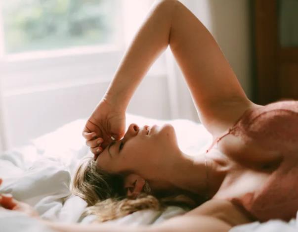 你的睡眠越來(lái)越少？睡不著，還是不想睡？