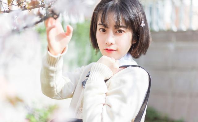 愛情測試：當(dāng)戀愛來了，你會(huì)如何招架？