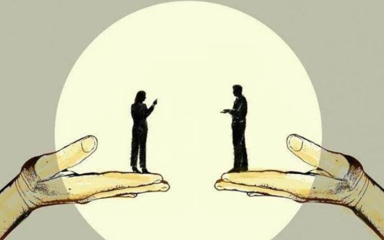 中國式家庭中最主要的問題是不會(huì)溝通
