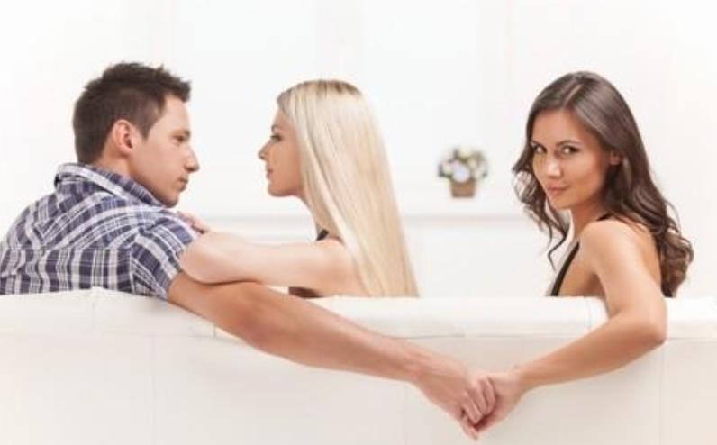 如果老公出軌了應(yīng)該怎么辦