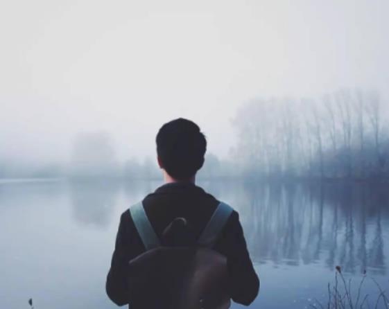 人為什么常常會(huì)感受到孤獨(dú)