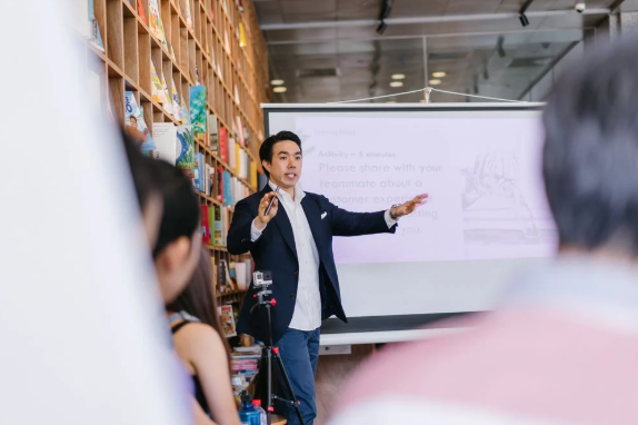 心理學(xué)技巧幫你更好的說服他人