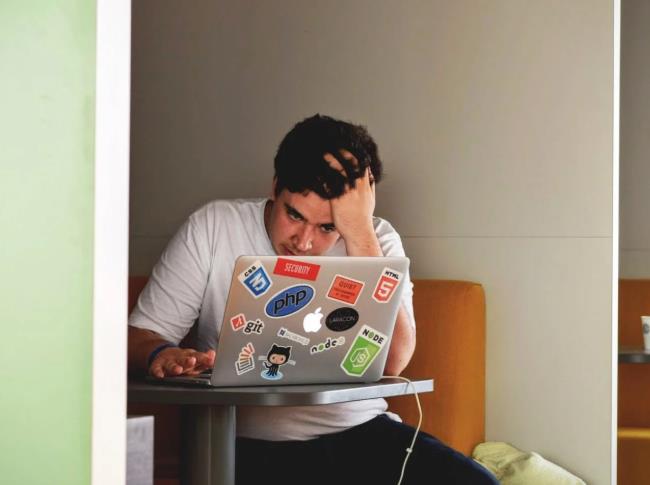 如何改變上班如上墳的心態(tài)？