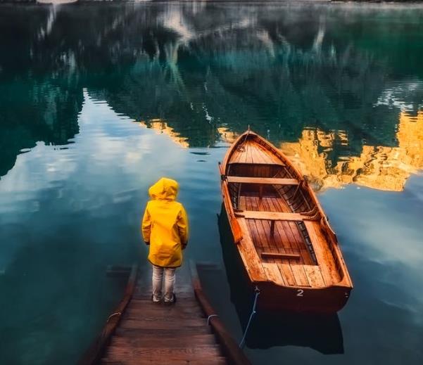 不要因?yàn)閯e人而消耗自己