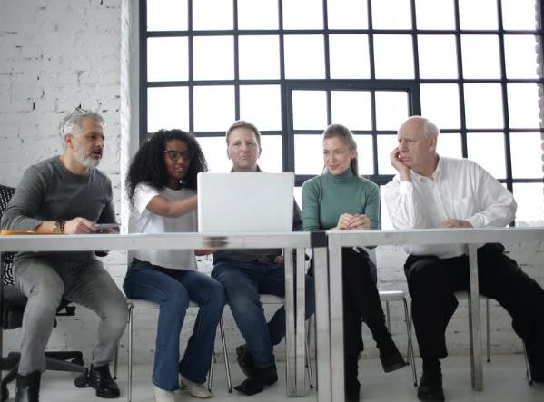 職場(chǎng)中輕易不能說(shuō)出口的話 職場(chǎng)中輕易不能說(shuō)出口的話