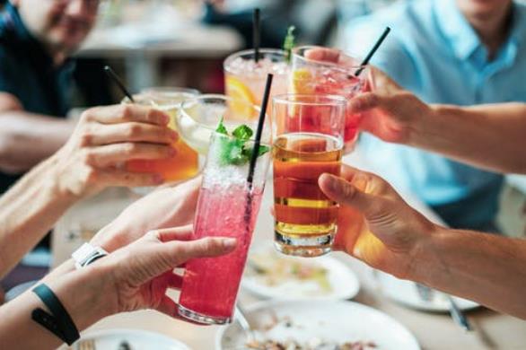 如何通過(guò)酒后行為了解一個(gè)人