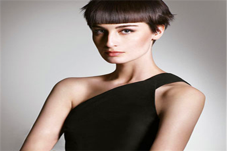 測你戀愛時(shí)表面還是私下強(qiáng)勢 測你戀愛時(shí)表面還是私下強(qiáng)勢