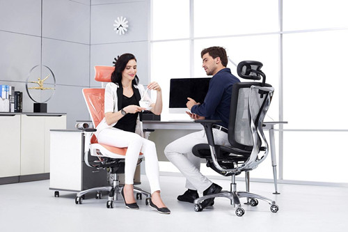 職場(chǎng)不易，你能否善用周邊的人脈與機(jī)會(huì)？