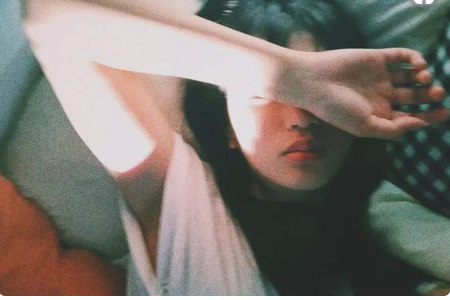 究竟是因為什么讓你忍不住想要偷看男友的手機(jī)呢