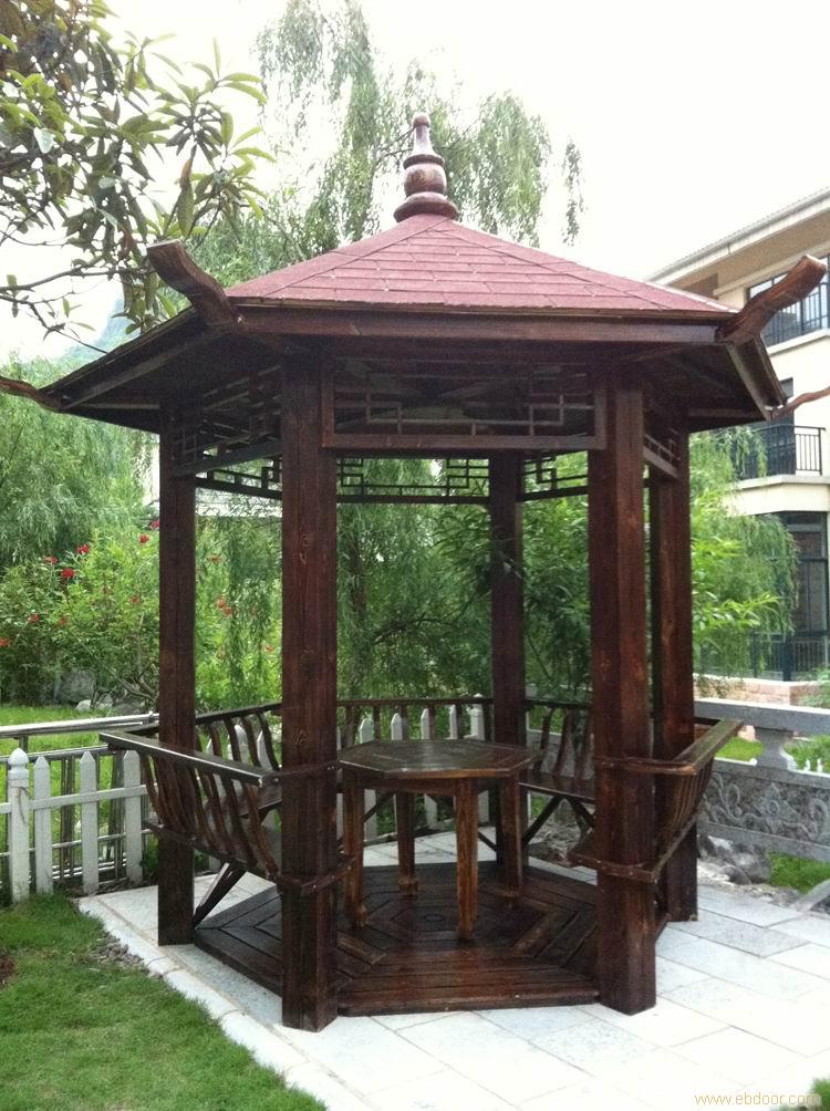 心理測試：碰到暴雨你選哪個(gè)避雨亭？測你困難時(shí)誰對(duì)你不離不棄