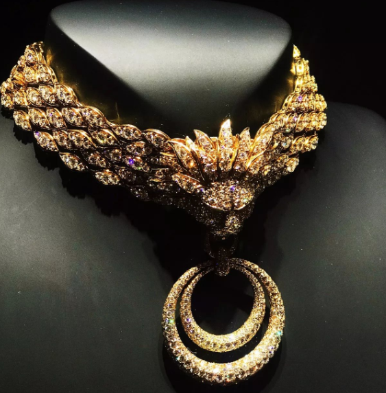 心理測(cè)試：如果要走紅毯，你會(huì)戴哪條項(xiàng)鏈？測(cè)你即將要發(fā)生的好事是什么