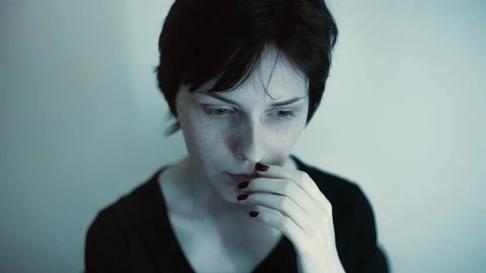 無法依靠的愛，難以擺脫的依賴