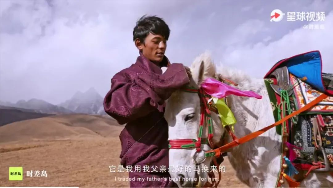 丁真父母身份曝光，網(wǎng)友放心了，有這種家庭背景，穩(wěn)了！