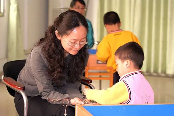什么是團(tuán)體沙盤游戲？團(tuán)體沙盤游戲的操作規(guī)則