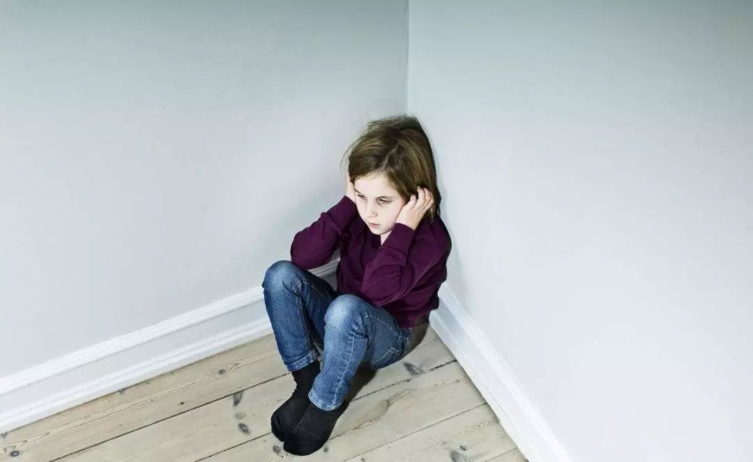 婚姻失敗者潛意識(shí)里，渴望通過控制孩子尋找安全感