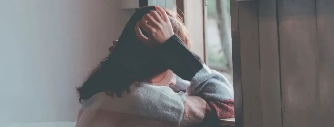 青少年自殺事件的頻繁出現(xiàn)的原因是什么？