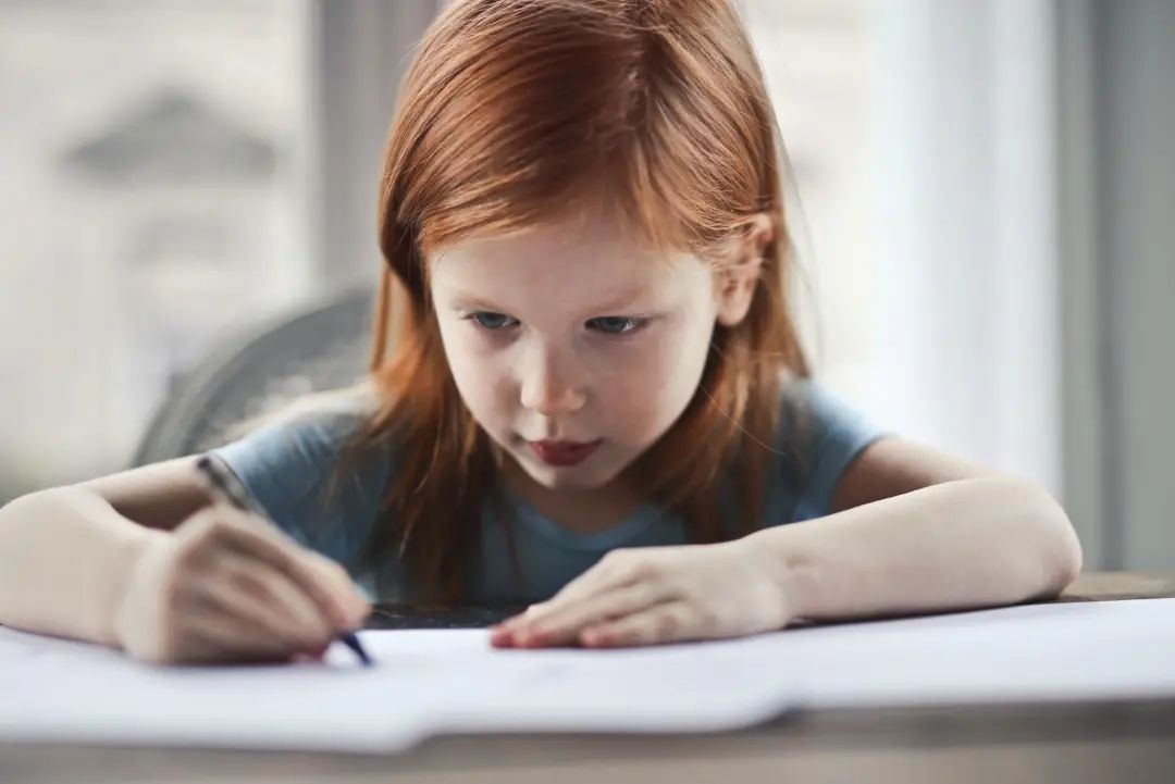輔導孩子功課時，如何避免焦慮和控制憤怒