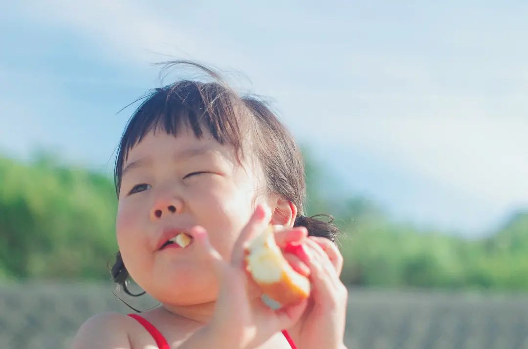 關(guān)于育兒心理，聊聊孩子的喂養(yǎng)問題