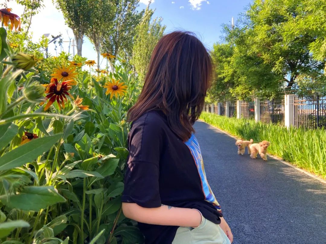 中小學禁止師生戀，癡迷禁忌之戀的孩子們都怎么了