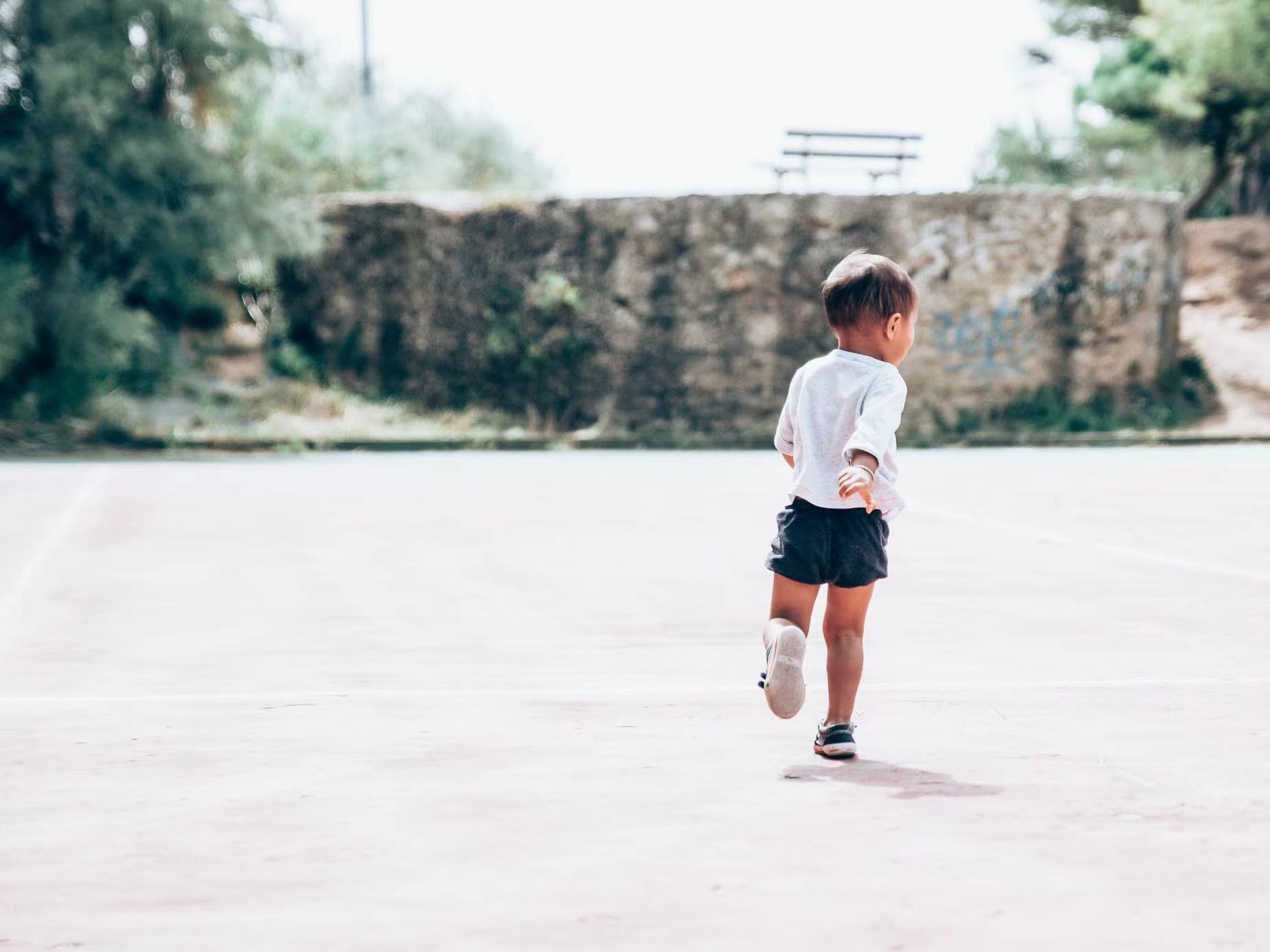 驚醒夜半心驚：解讀夢到孩子丟了的深層含義！